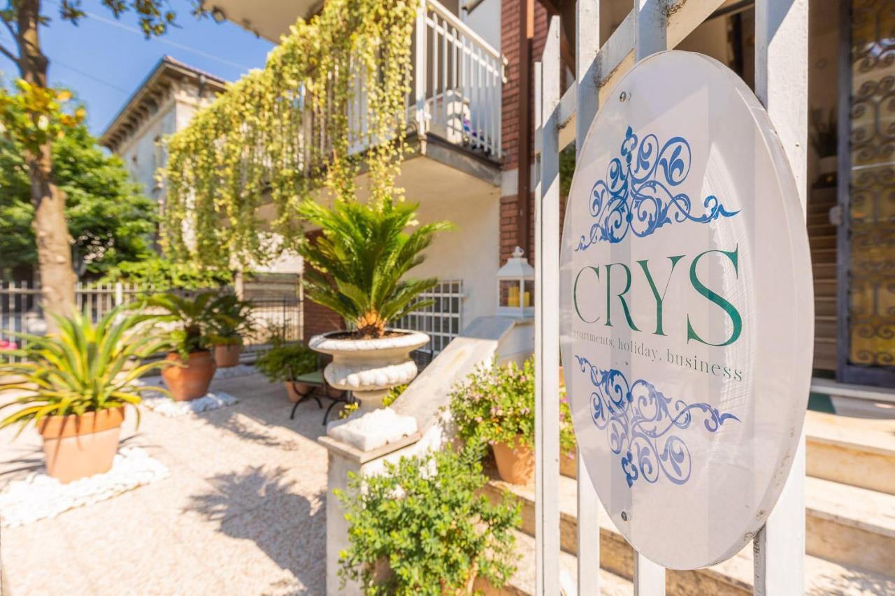Crys: Rooms, Holiday, Business ヴェローナ エクステリア 写真